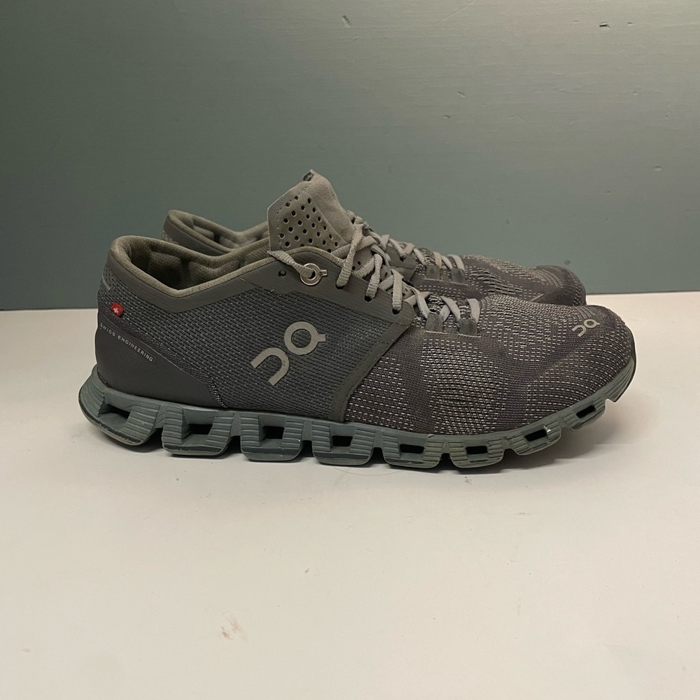 ON Women's Cloud X Running Sneaker Shoes, Rock/Sea, Size W8 Medium US